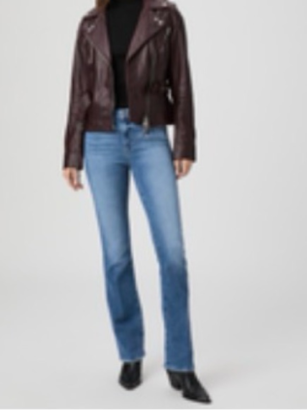 PAIGE Women’s Manhattan Bootcut 32”, 28